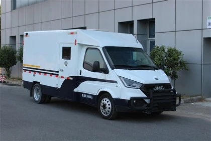 Schmucktransport 900 kg 4x2 kugelsichere Lieferwagen